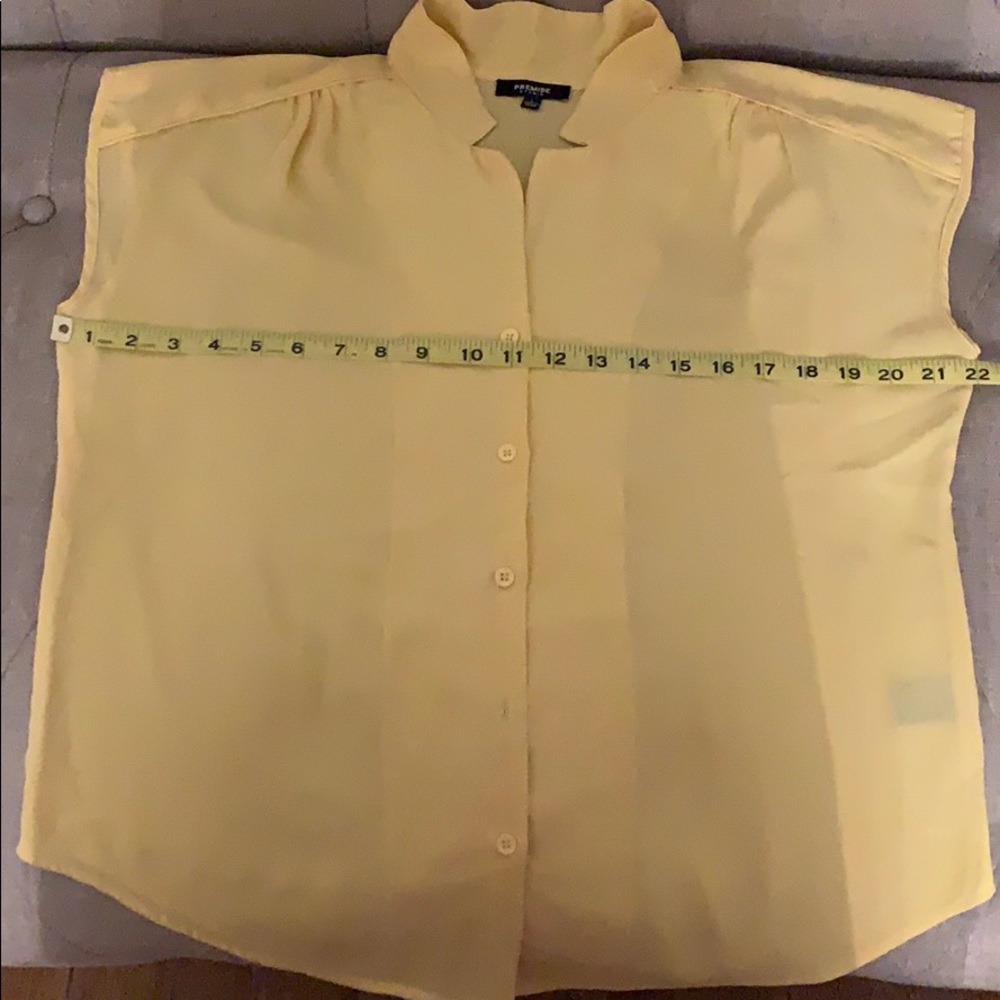 Yellow button front blouse - Picture 4 of 5